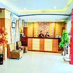 Hotel Parma Paus