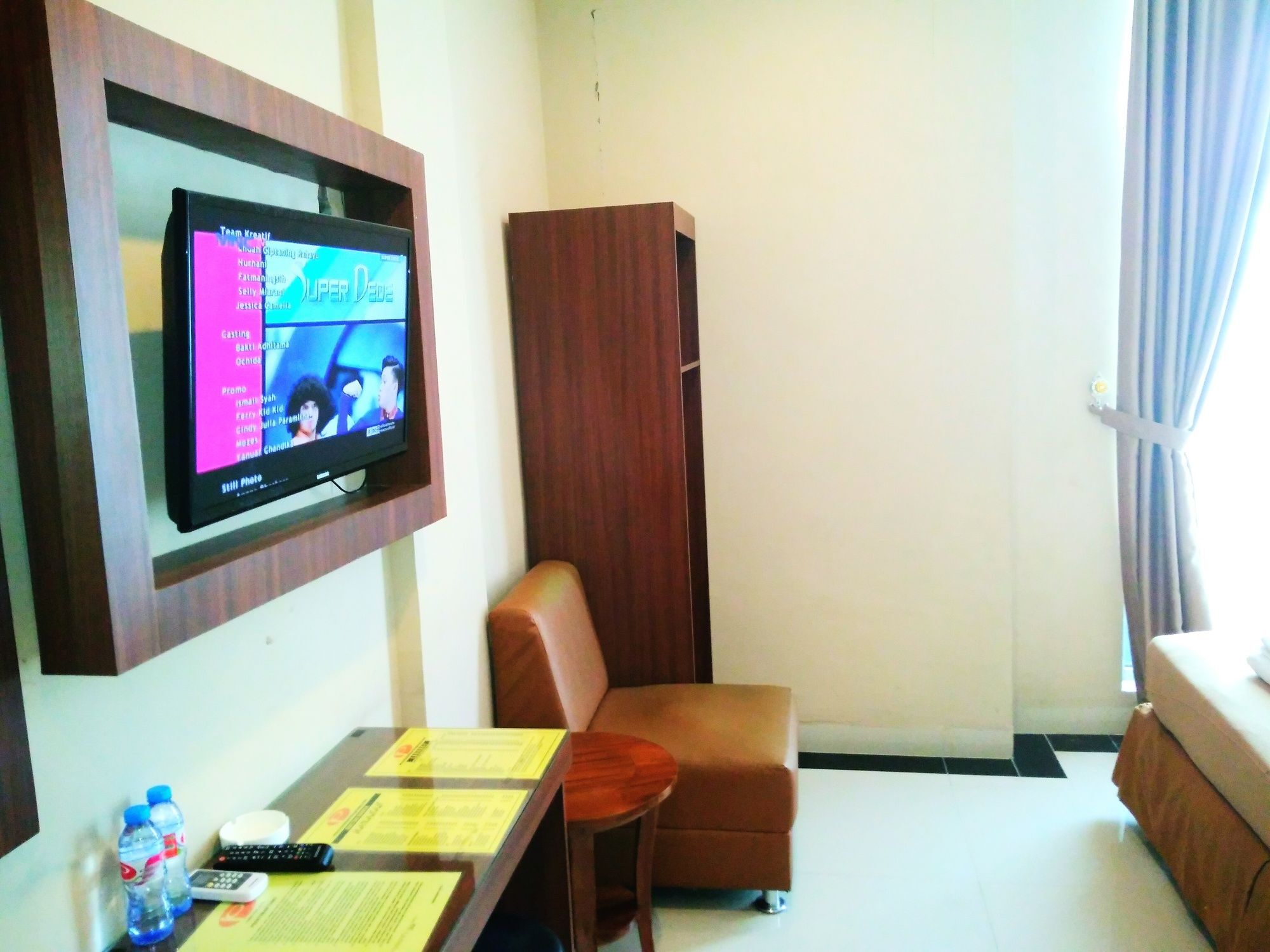 Hotel Parma Paus 2*